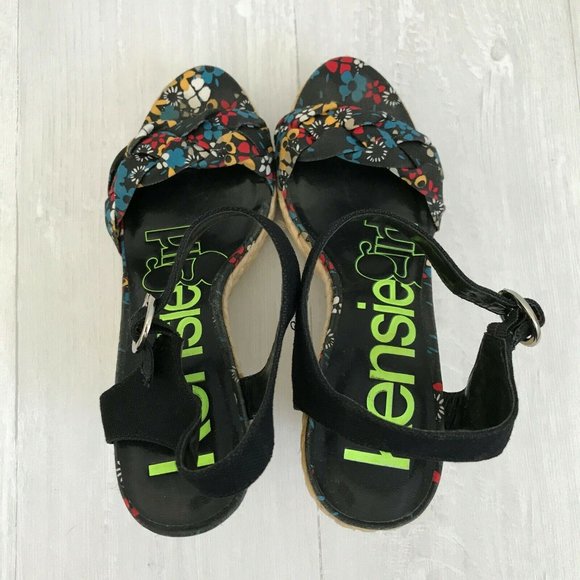 Kensie Girl Floral Wedge Open Toe Platform Sandals - Picture 5 of 7